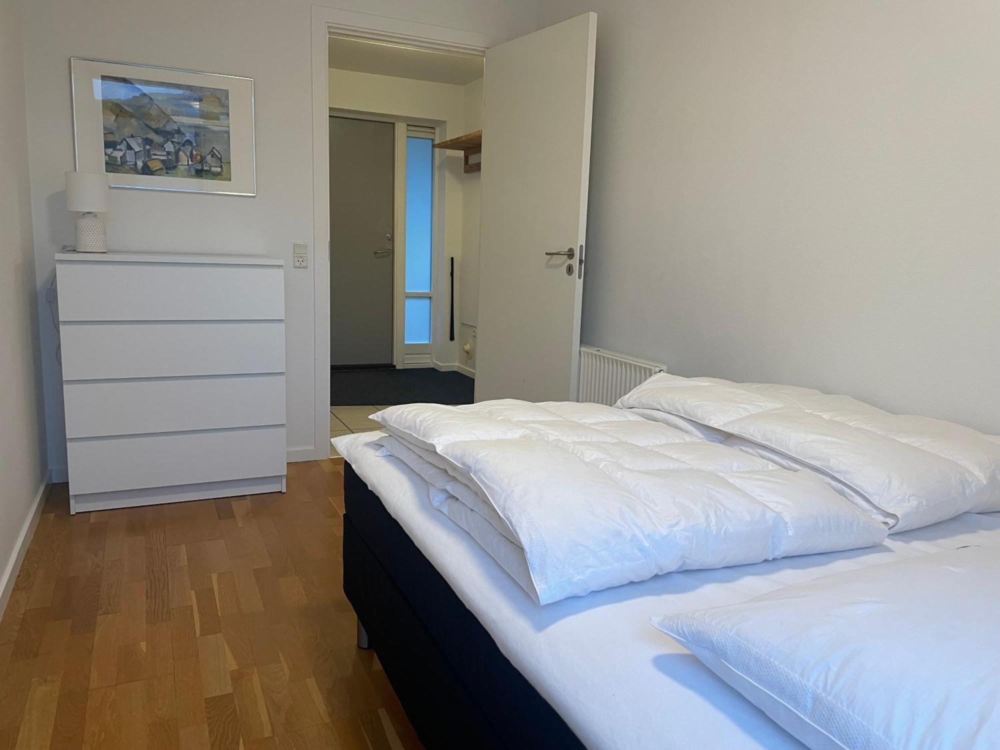 Unique Sea & Landscape View And Spacious Apartment Klaksvik Bagian luar foto